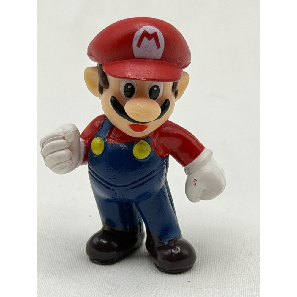 Super Mario Bros. 2007 Nintendo PVC Toy Mini Figure Cake Topper Figurine
